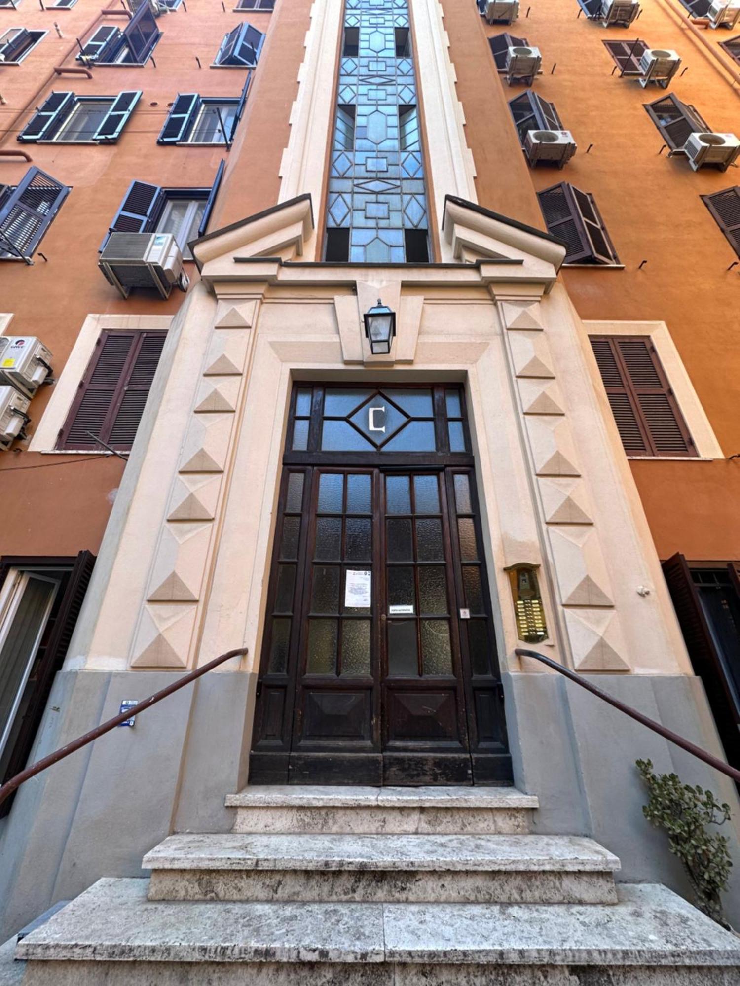 Cozy Enna Rooms - Metro Re Di Roma Exterior photo